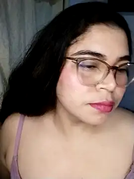 Snapshot of Diamily chatting on April 25, 8:50 am Diamily online show from April 25, 8:50 am