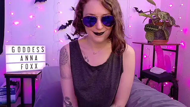 mistressannafoxx online show from February 9, 10:14 pm