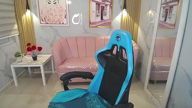 Jade Jones a online show from November 15, 4:32 am