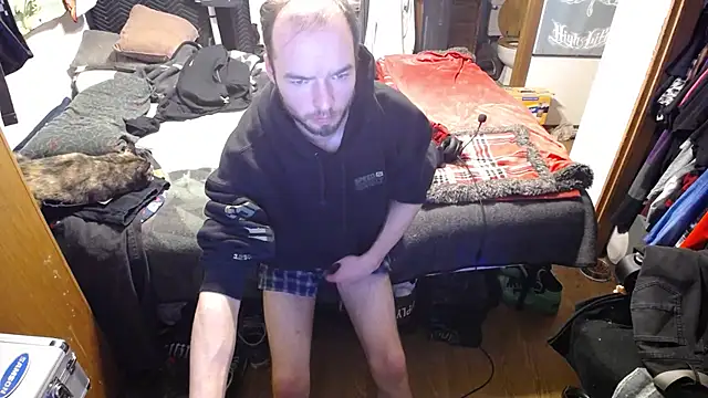 womenhateme69 online show from November 3, 7:09 am