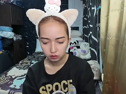 Soft Angel8 online show from December 18, 5:46 am