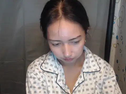 Snapshot of Soft_Angel8 chatting on May 20, 5:57 am Soft Angel8 online show from May 20, 5:57 am