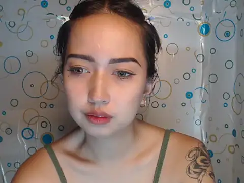 Snapshot of Soft_Angel8 chatting on June 7, 6:06 am Soft Angel8 online show from June 7, 6:06 am