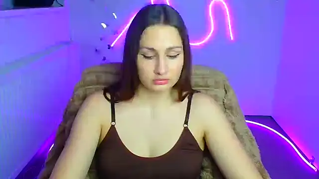 Stefanie Sweet online show from April 7, 11:32 am