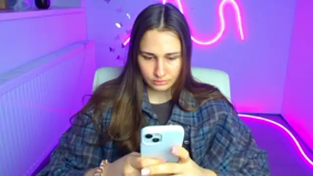 Stefanie Sweet online show from April 15, 5:36 am