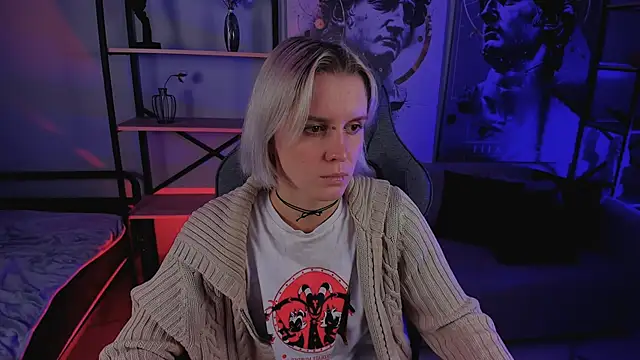 BethanyCloud online show from November 10, 5:12 pm