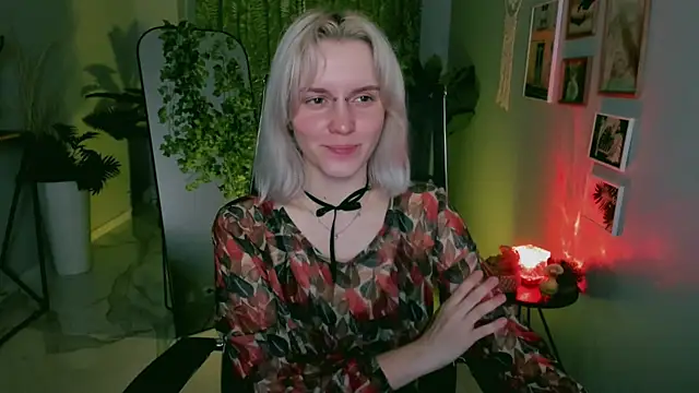 BethanyCloud online show from July 8, 2:16 am