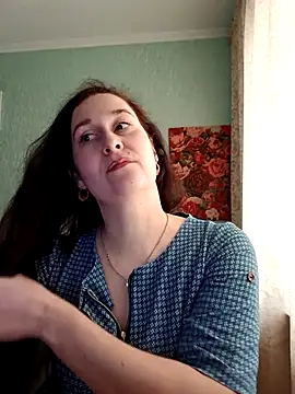 Amandda  online show from February 1, 8:02 am