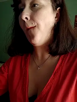 Snapshot of Amandda_ chatting on May 6, 12:54 pm Amandda online show from May 6, 12:54 pm
