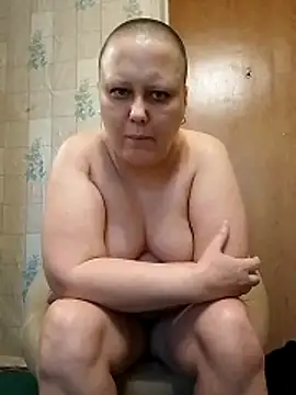 Snapshot of Tupo070481 chatting on June 2, 5:26 pm Tupo070481 online show from June 2, 5:26 pm