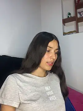 hotwife26 online show from April 28, 2:27 am