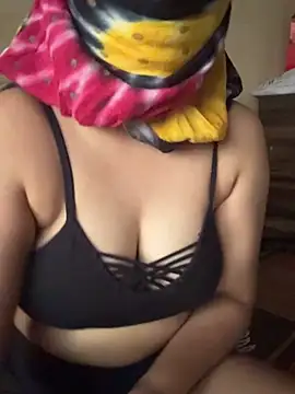 crazy111girl online show from February 9, 7:01 am