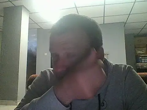Snapshot of Rostislav82 chatting on May 7, 1:16 pm Rostislav82 online show from May 7, 1:16 pm
