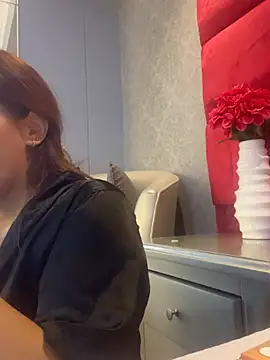 Snapshot of VictoriaFerro chatting on July 8, 12:31 pm VictoriaFerro online show from July 8, 12:31 pm