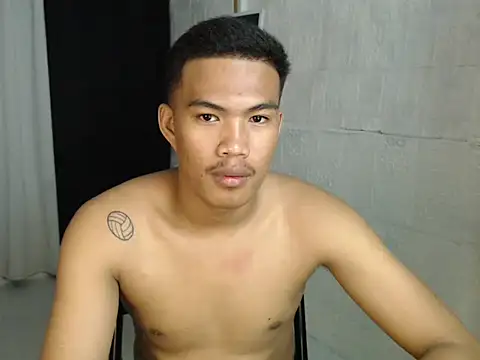 saj taylorr17 online show from December 18, 5:52 pm