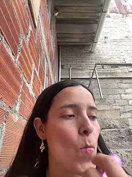 Mia jhoonson online show from January 6, 10:23 pm