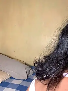 Serah201 online show from March 29, 8:42 pm