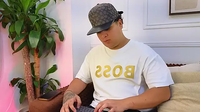 Naim Bennetsex online show from March 26, 6:35 pm