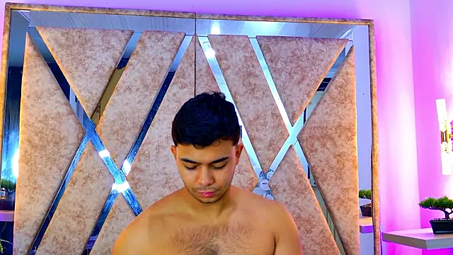 jayd muscle online show from March 4, 4:18 am