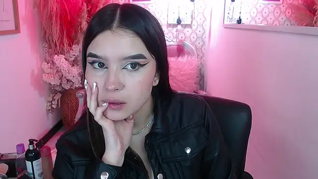 Natalie loffreda online show from November 8, 8:07 pm