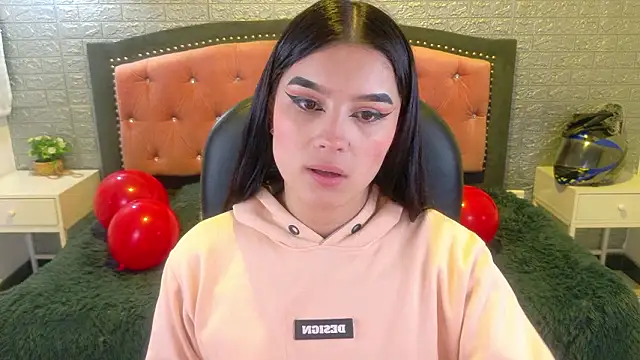 Natalie loffreda online show from February 19, 3:13 am