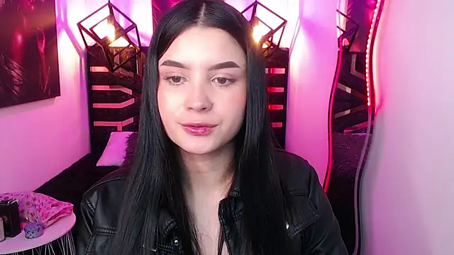Snapshot of Natalie_loffreda chatting on April 28, 8:14 pm Natalie loffreda online show from April 28, 8:14 pm