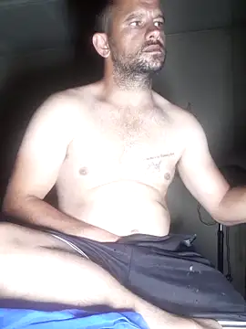 Snapshot of Lekewarmele chatting on November 4, 11:37 pm Lekewarmele online show from November 4, 11:37 pm