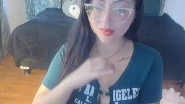 isa  crazy   online show from November 19, 6:19 pm