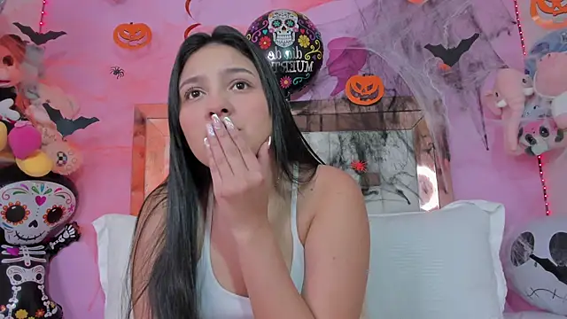 Snapshot of Emmy_Rivas chatting on October 27, 9:08 pm Emmy Rivas online show from October 27, 9:08 pm