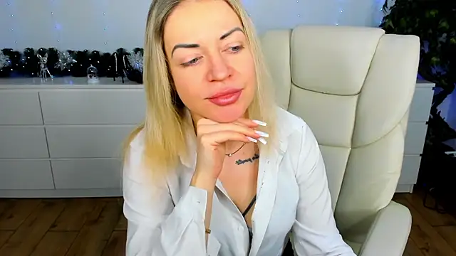 Anna Snows online show from December 21, 6:42 am