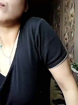 Snapshot of Jenevaonlovex chatting on October 14, 9:32 am Jenevaonlovex online show from October 14, 9:32 am