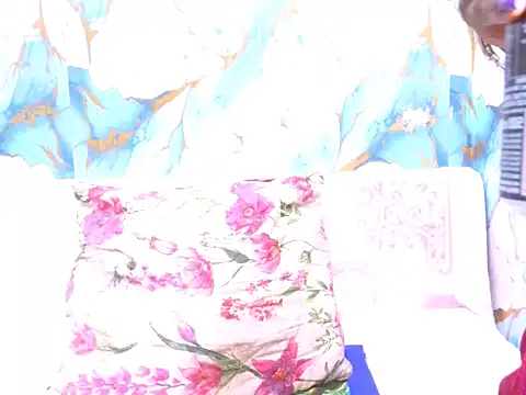 indiansunglaze4u69 online show from September 13, 4:29 pm