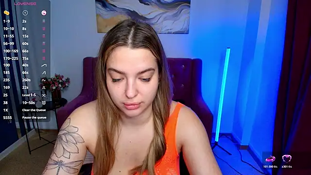 Emma  Ross online show from June 2, 2:13 am