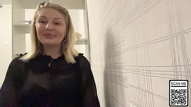 Blondie xoxoxo online show from November 1, 4:20 pm