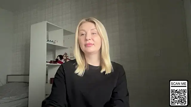 Blondie xoxoxo online show from February 7, 1:48 pm