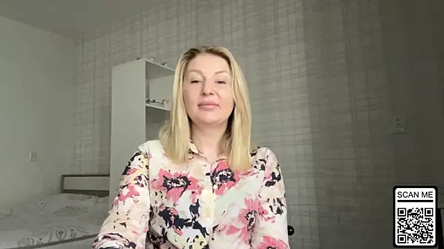 Blondie xoxoxo online show from February 23, 7:39 am