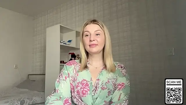 Blondie xoxoxo online show from March 23, 8:51 am