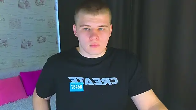 Snapshot of kittenmurr chatting on October 9, 10:13 am kittenmurr online show from October 9, 10:13 am