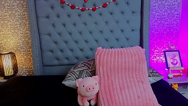 Abby roussee online show from February 16, 10:06 pm