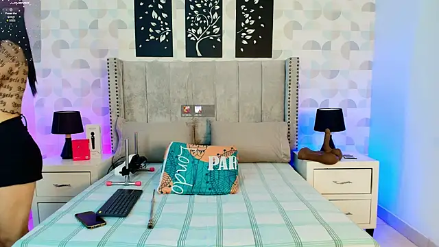 natasha moreno online show from May 22, 12:22 pm