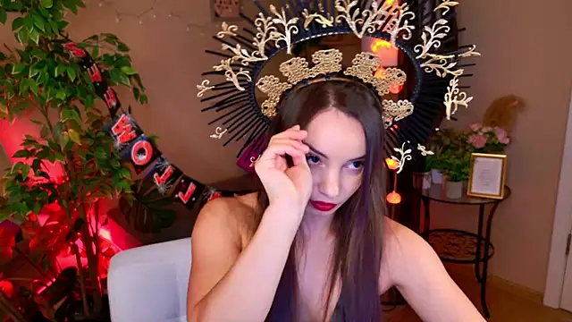 shes rebel online show from October 18, 6:08 pm