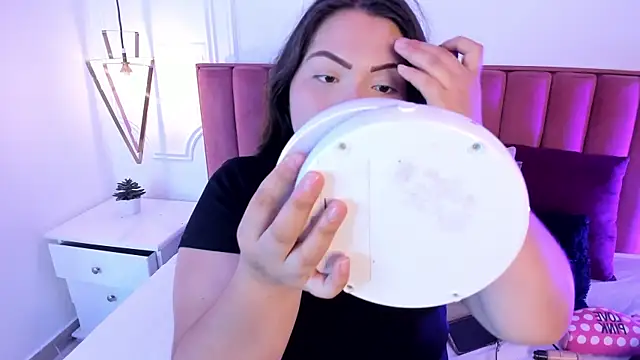 Tessa Sinclaire online show from October 13, 7:36 pm