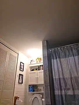 twistafatpipe online show from April 13, 2:33 pm