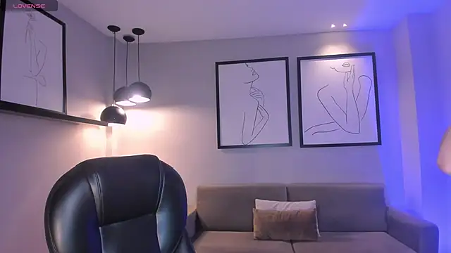 LizzCooper online show from November 20, 4:12 am