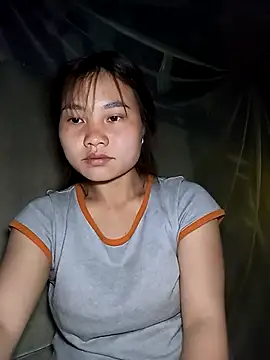 EllyBaby20 online show from April 5, 10:51 pm