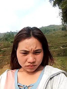 EllyBaby20 online show from April 23, 1:40 am