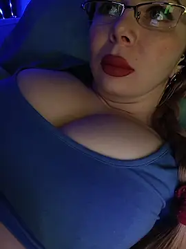 Snapshot of BunnyFoxy777 chatting on February 3, 1:05 pm BunnyFoxy777 online show from February 3, 1:05 pm