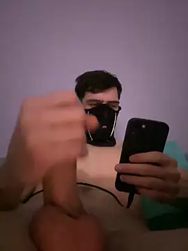 Snapshot of tok_lo24 chatting on January 18, 11:52 pm tok lo24 online show from January 18, 11:52 pm