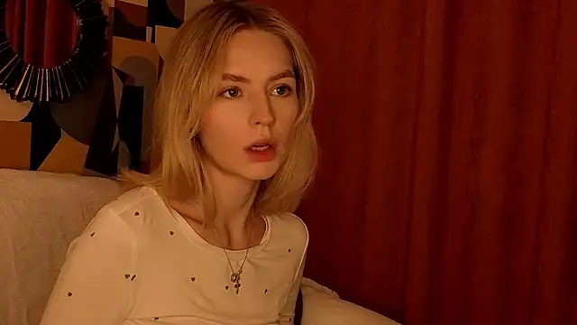 Sunshine Angell online show from January 15, 8:12 pm