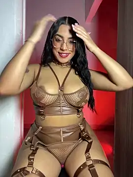 Snapshot of Linda_Saenz_ chatting on June 17, 5:54 am Linda Saenz online show from June 17, 5:54 am